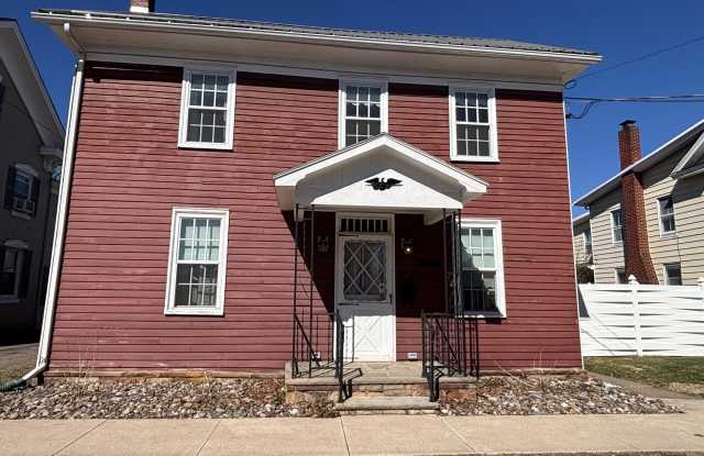 225 W 3RD Street photos photos