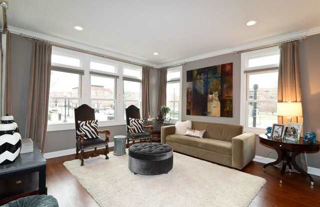 1401 South Emerald Gallery 1