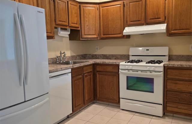 20 Laurel Avenue photos photos