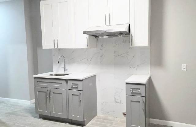 4405 5th Avenue photos photos