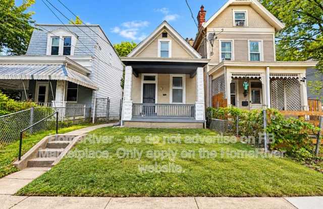 1056 Winfield Ave Gallery 1