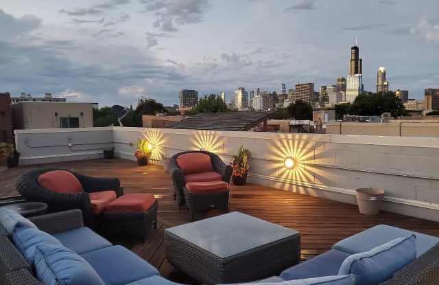 1346 W Grenshaw St # 2 photos photos