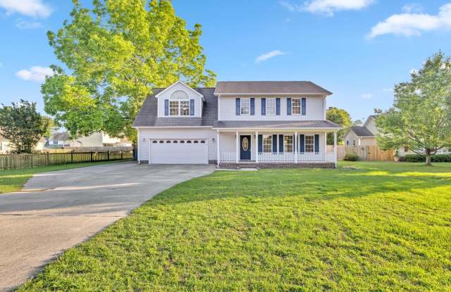 3 bedroom with BONUS! Fenced Yard photos photos