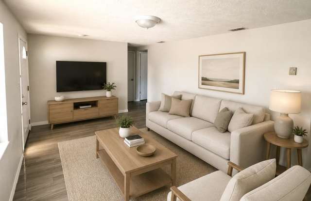 2 Bed/1 Bath Single-family Home-- AVAILABLE NOW! photos photos