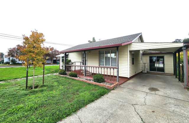 1130 East Street - 1130 East Street, Orland, CA 95963