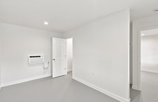 1241 West Ashley RoadUnit 104 Gallery 3