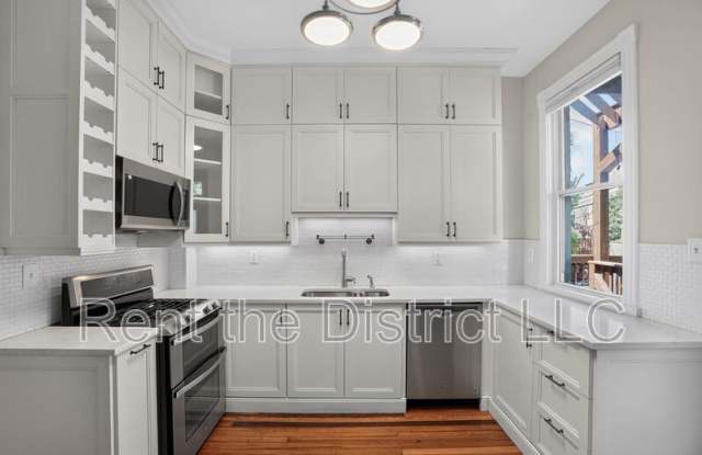 37 Rhode Island Avenue NW Gallery 2