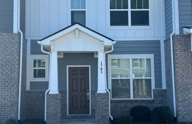 Frodo Way 1781 photos photos