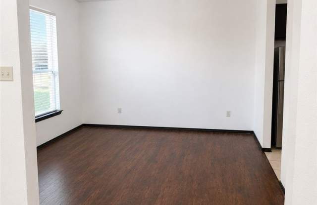 6204 Emilie Lane Gallery 3