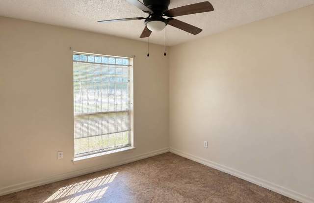1755 Brookhollow Circle Gallery 2