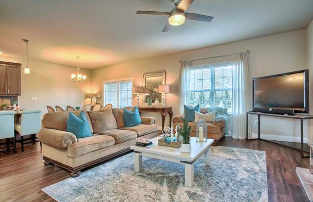 3/BR luxury carriage home for rent - 305 West View, Cumberland County, PA 17013