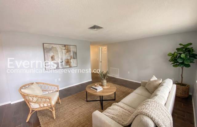 6723 Ranchwood Loop Gallery 2