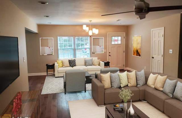 2363 Cross Gallery 2