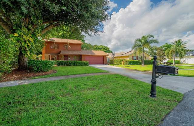 1551 Wyndcliff Drive Gallery 1