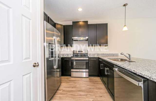 532 Narnia Court Gallery 4