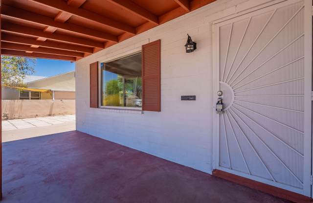 Pending/ Rented - Desert Light  Outdoor Living – Tucson 2 Bed Gem Near U of A photos photos
