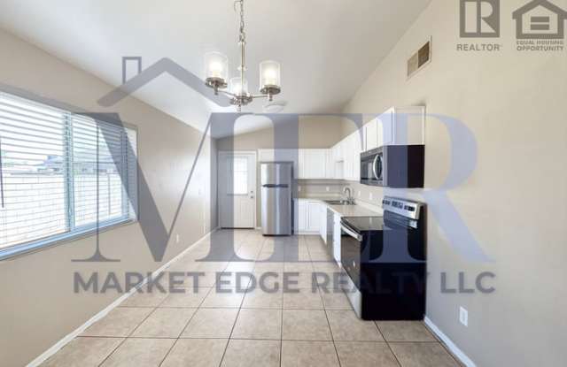 1939 East Raymond Street - 1939 East Raymond Street, Phoenix, AZ 85040