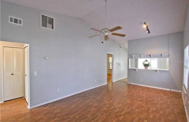 3227 Wickham Avenue Gallery 4