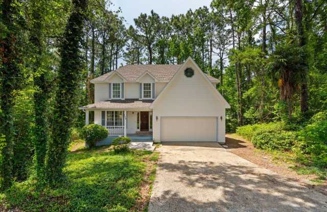 UPCOMING LISTING IN LAKE FOREST SUBDIVISION photos photos