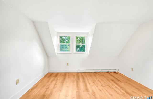 45 Pine Street Gallery 4