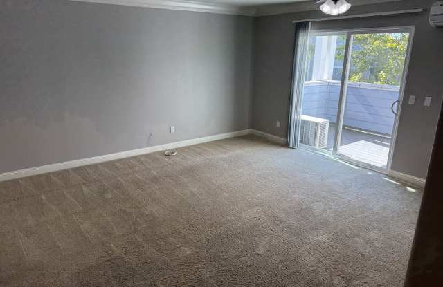 225 Burt Street, Unit 34 photos photos
