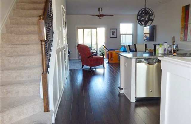7807 Lillyhurst Dr Gallery 2