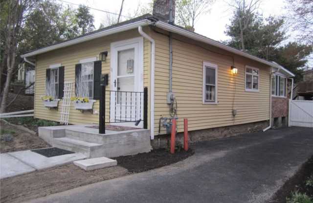 111 Ward Street Gallery 3