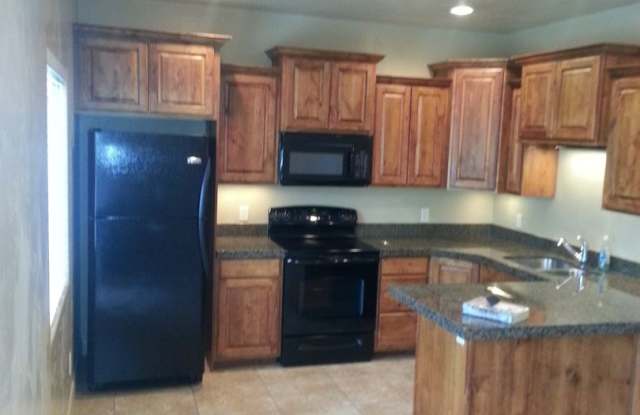 3 bed 2.5 bath Townhome Gallery 4