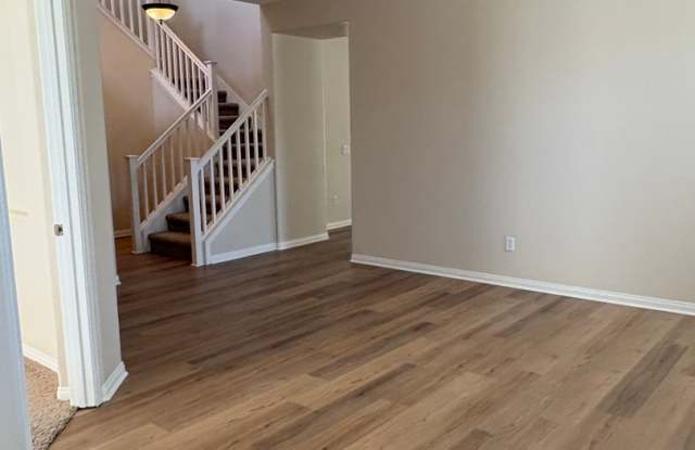 Beautiful Quartz Hill Home Offering 3662 sq. ft. RV Access on a Cul-de-Sac Gallery 4
