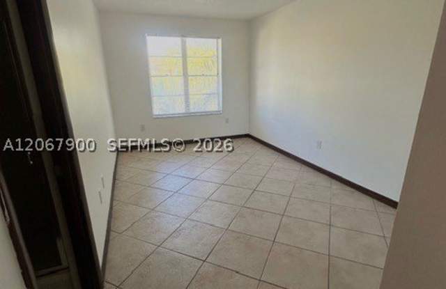 1165 98 Gallery 2