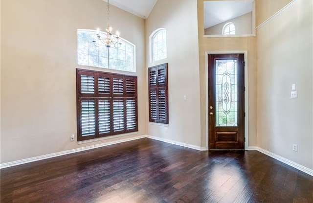 1132 Stone Gate Drive Gallery 3