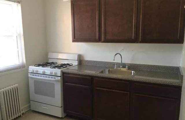 2110 Hildarose Dr #2 Gallery 2