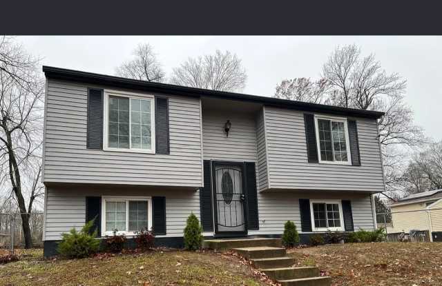 9211 Eldon Dr Gallery 1
