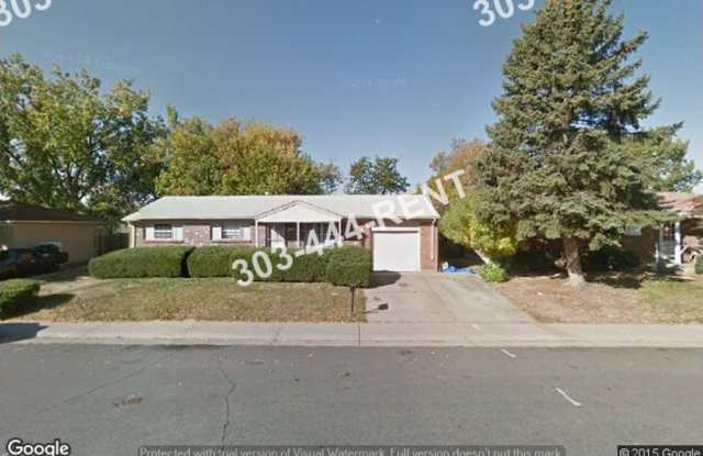 Single Family in Denver - 5 Bedrooms  2 Bathrooms photos photos