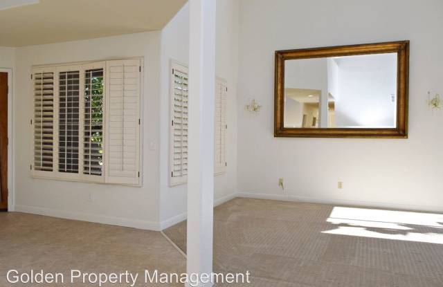 595 Port Harwick Gallery 4