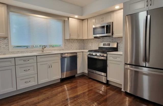 20 Mahan Street - 20 Mahan Street, Tenafly, NJ 07670