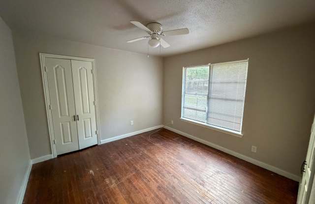 119 Vandenburg Drive Gallery 3