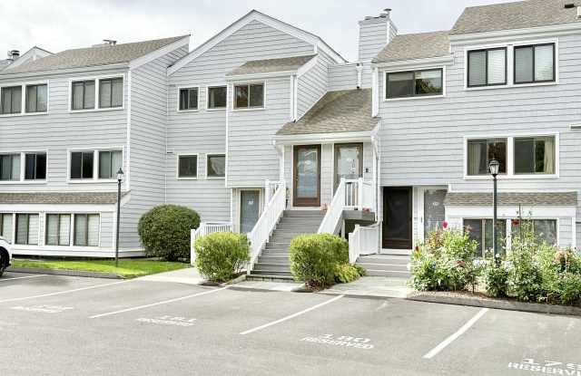 129 Rowayton Woods Drive unit: 129 photos photos 129 Rowayton Woods Drive unit: 129 photos photos