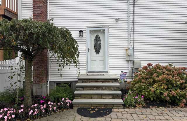 171 Huber Avenue Gallery 1