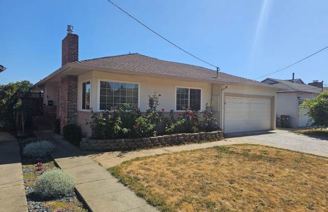 Charming Castro Valley Home: Spacious Living, Prime Location photos photos