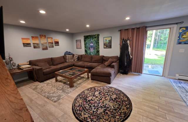 20 Fox Brook Rd Gallery 4