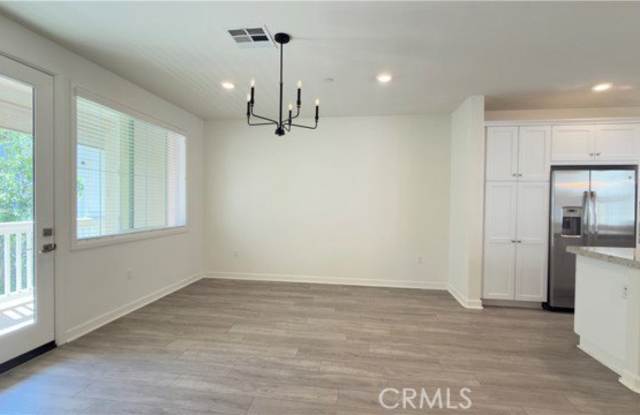 4333 Canyon Coral Lane Gallery 2