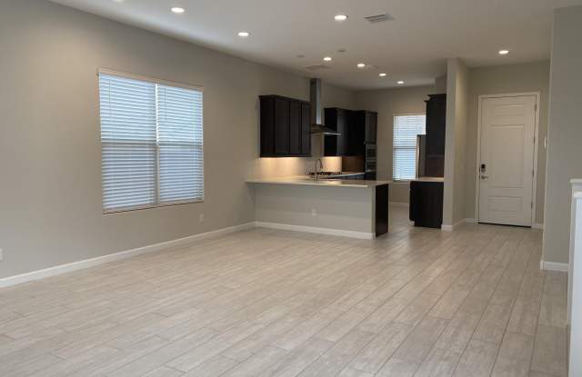 6511 E Villa Maria Drive Gallery 3