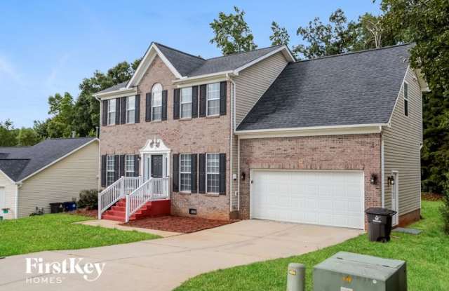 130 Creekview Drive - 130 Creekview Drive, Winston-Salem, NC 27284