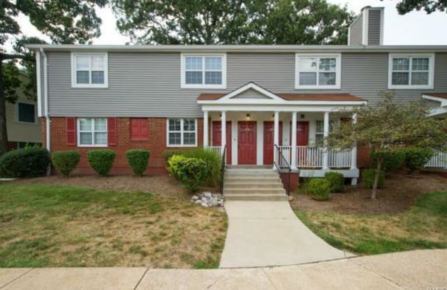 1439 Bluebird Terrace - 1439 Bluebird Terrace, Brentwood, MO 63144