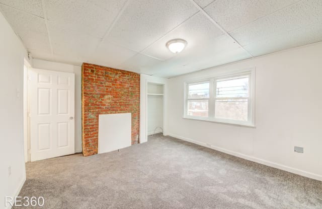 948 E Warrington Ave Allentown - 948 East Warrington Avenue, Pittsburgh, PA 15210