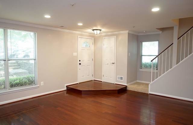 15 HIGHSTREAM COURT Gallery 3