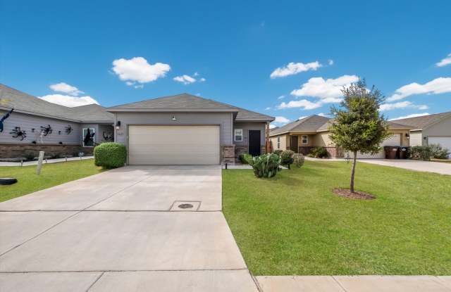 Well-Maintained Home with Modern Conveniences photos photos