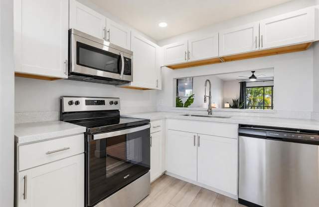 7245 Golf Colony Court Gallery 4