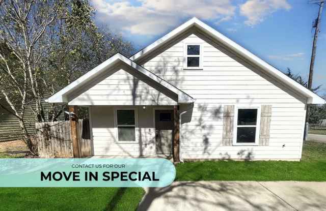 Charming and Modern 3-Bedroom Home for Lease in Denison, TX! photos photos